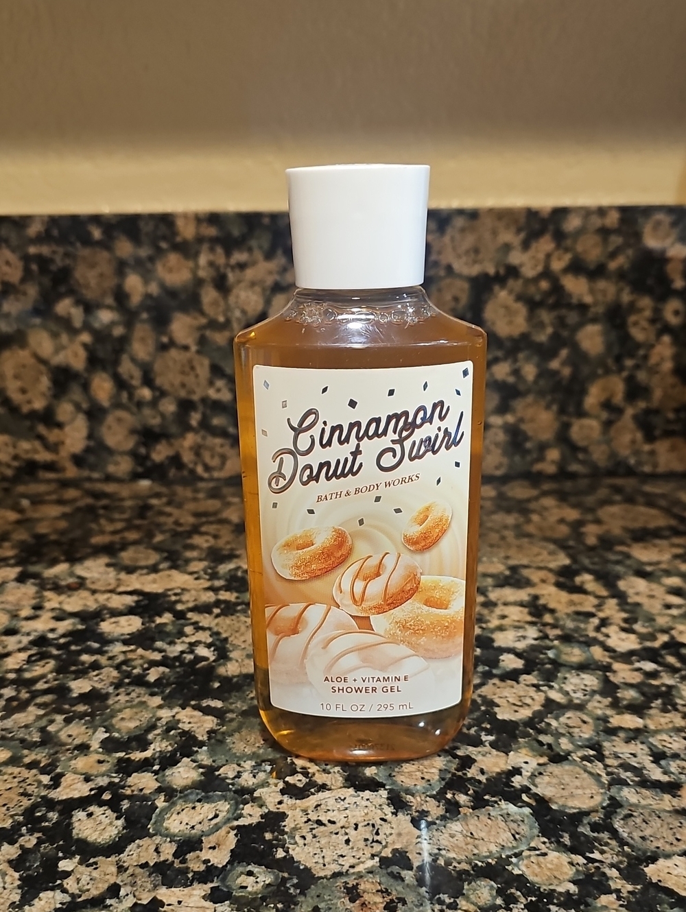 Bath & Body Works Cinnamon Donut Swirl Shower Gel
